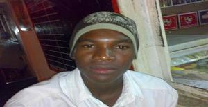 Aldo4 39 years old I am from Maputo/Maputo, Seeking Dating Friendship with Woman