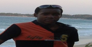 Ralphh 31 years old I am from Maputo/Maputo, Seeking Dating with Woman