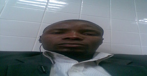 Arkenyo 40 years old I am from Matola/Maputo, Seeking Dating Friendship with Woman