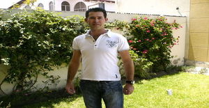 Christianceron74 47 years old I am from Quito/Pichincha, Seeking Dating Friendship with Woman