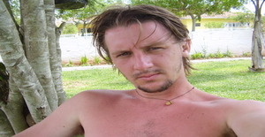 Cado 42 years old I am from Florianópolis/Santa Catarina, Seeking Dating Friendship with Woman