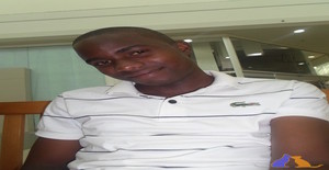 Paulo quanza 39 years old I am from Luanda/Luanda, Seeking Dating Friendship with Woman