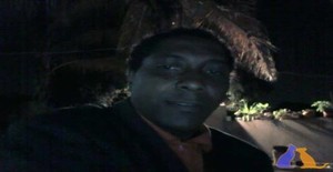 Moreno52 58 years old I am from Luanda/Luanda, Seeking Dating Friendship with Woman