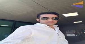 Filipe he 40 years old I am from Neuchâtel/Vaud, Seeking Dating Friendship with Woman