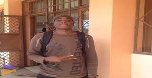 Voracious 23 years old I am from Maputo/Maputo, Seeking Dating Friendship with Woman