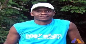 Mucase 47 years old I am from Luanda/Luanda, Seeking Dating Friendship with Woman