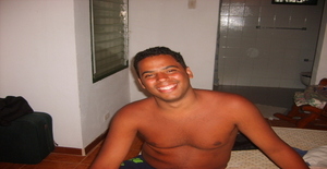 Elmorenocaracas 38 years old I am from Caracas/Distrito Capital, Seeking Dating Friendship with Woman